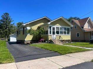 654 Bond Ave, Valparaiso, IN 46385
