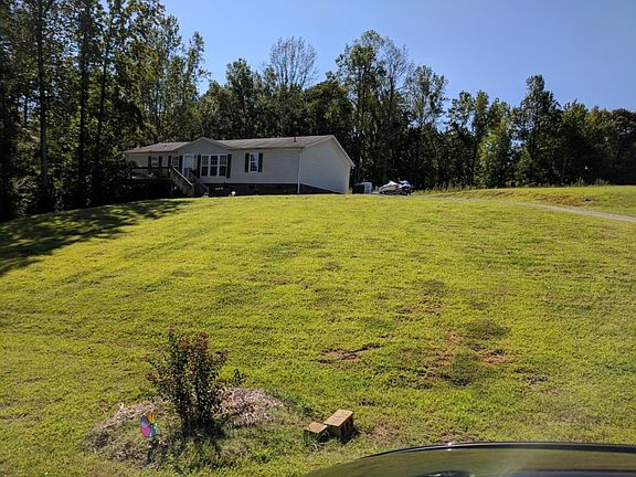 3rd image of 448 Lake Overlook Trl