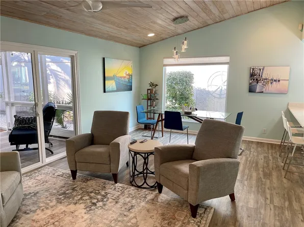133 Linkside Dr, Saint Simons Island, GA 31522