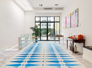 310 E 69th St, New York, NY 10021