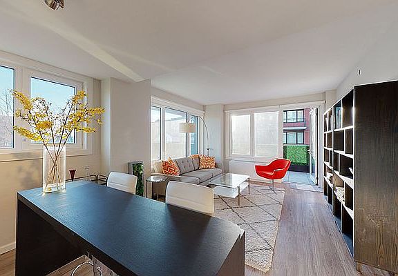 4th image of 17802 Hillside Ave #333