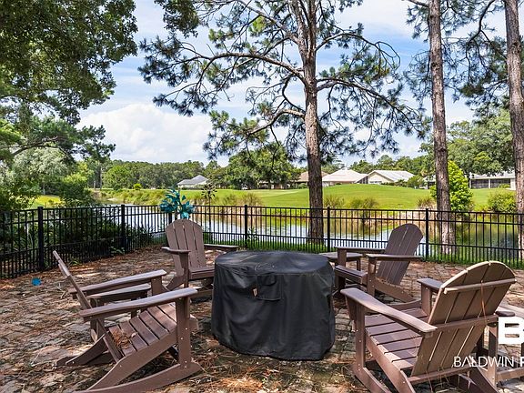 2nd image of 105 Lagoon Dr