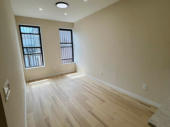 4th image of 385 7th Ave #2