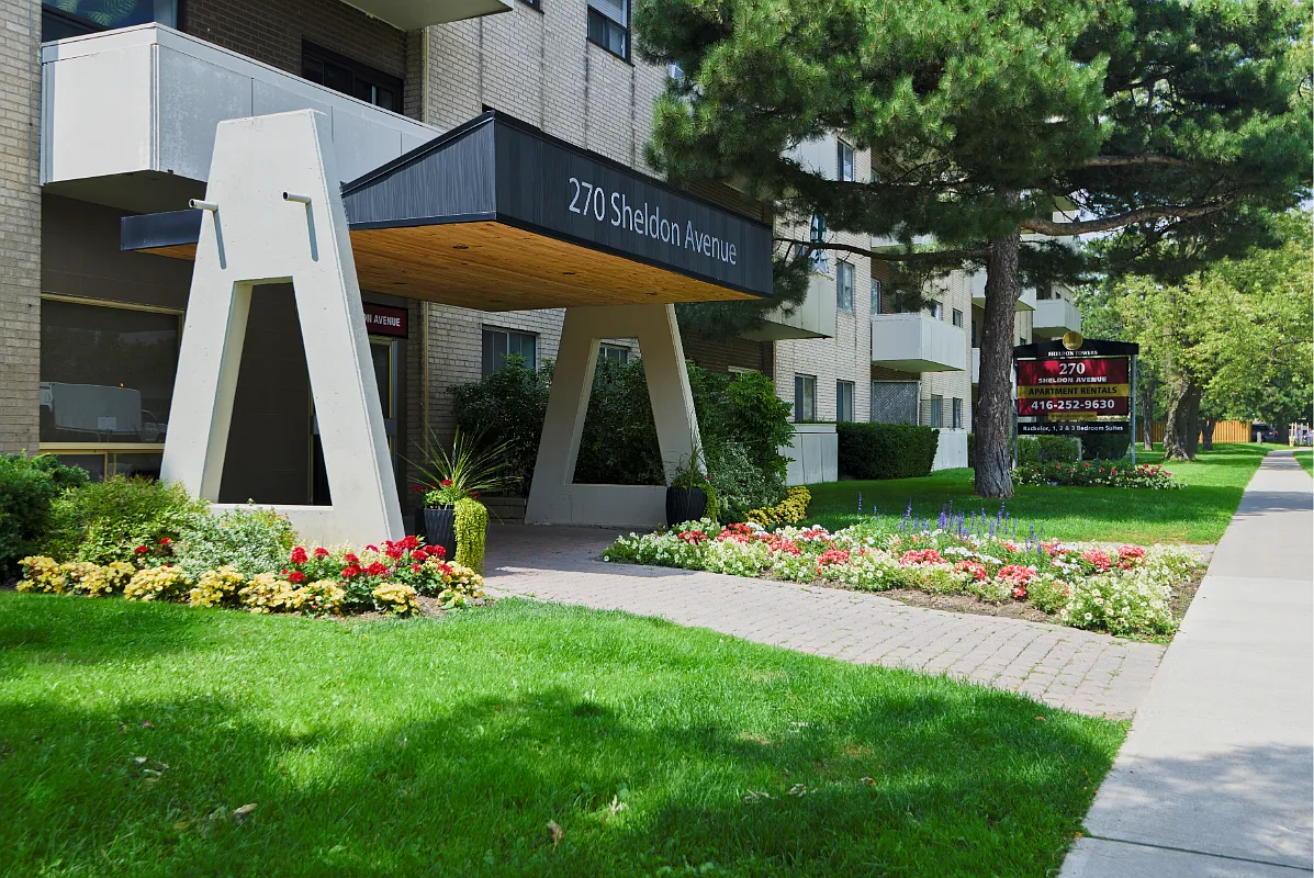 Sheldon Towers — Photo 1