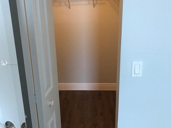 5th image of 13499 Biscayne Blvd APT 1611