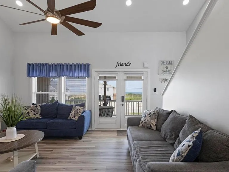 219 Seashore Dr #219 — Photo 21