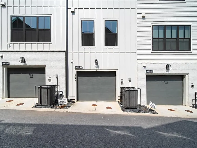 1247 Zucchini Cir SE — Photo 22