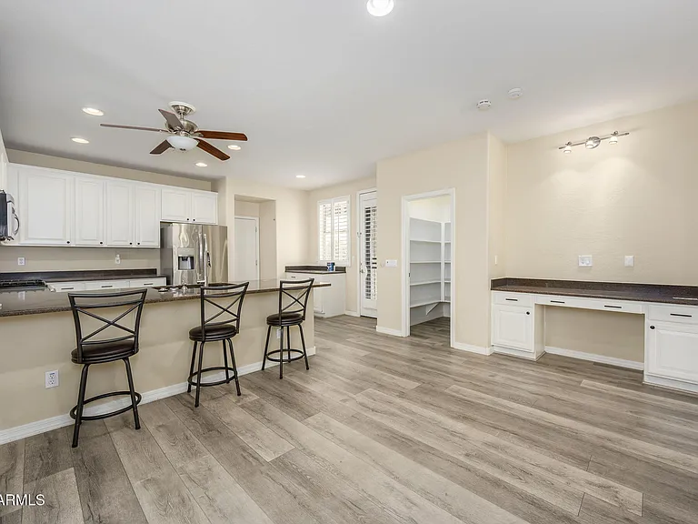 16060 W Mercer Ln — Photo 18
