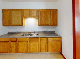 623 N 18th St APT 1, Bismarck, ND 58501
