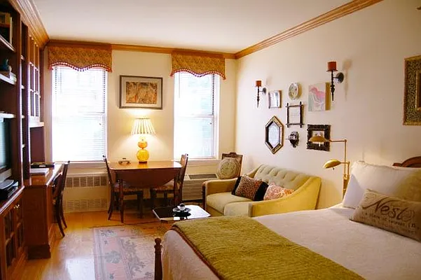 Rented by Corcoran | media 19