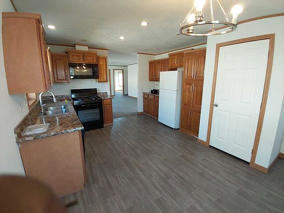 5th image of 105 20th St NW #450