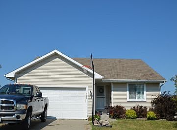 1st image of 5208 NE Briarwood Dr