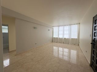 1020 Avenue Luis Vigoreaux, Guaynabo, PR 00966