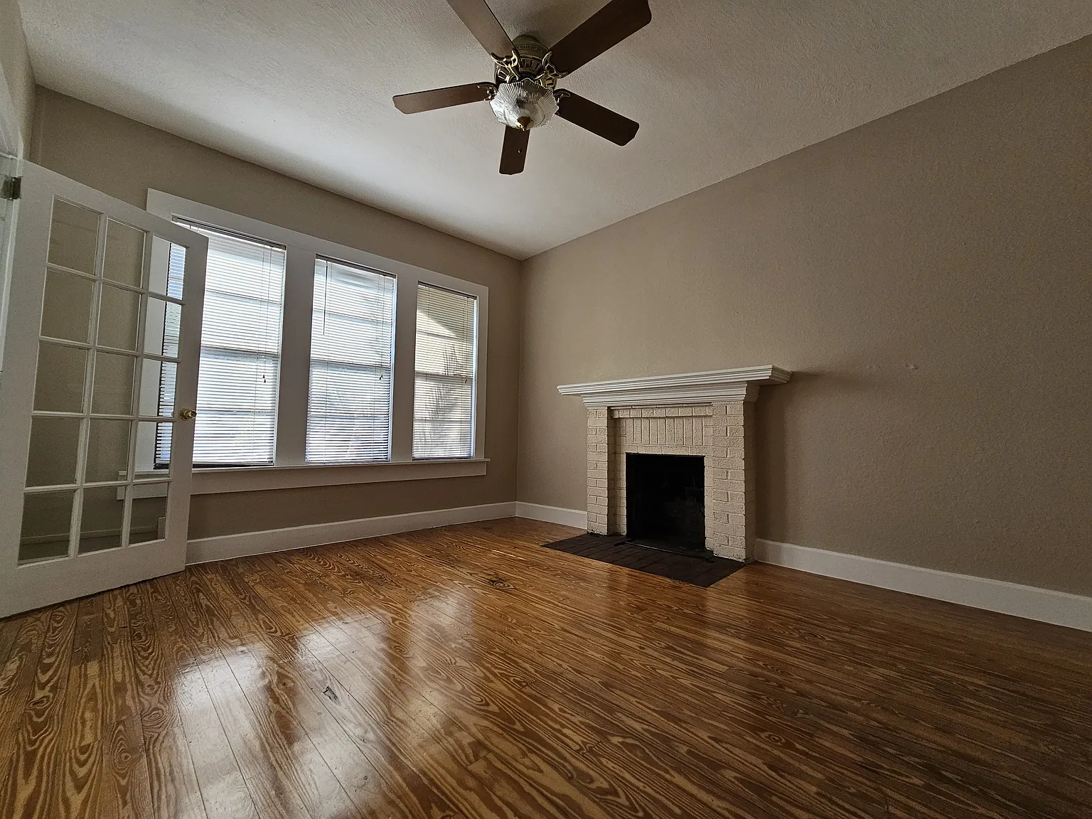 5907 N Highland Ave — Photo 4