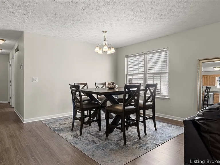 7836 Joseph Dr — Photo 5
