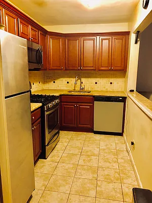 Sold by Compass | media 1