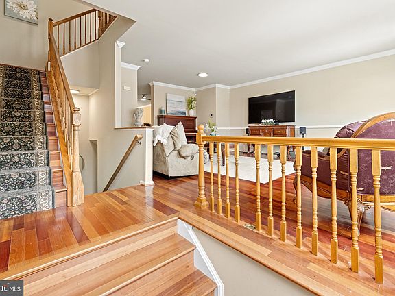 3rd image of 5706 Governors Pond Cir