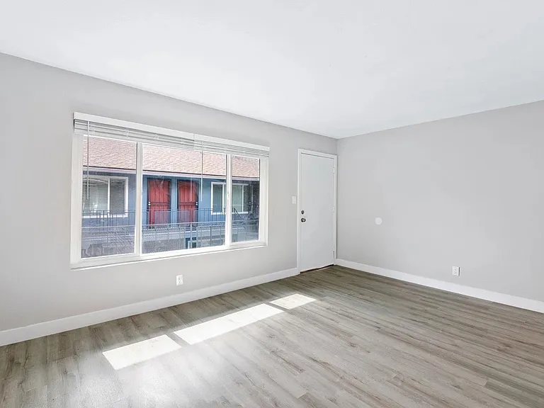 1495 Peterson Ave #5 — Photo 22