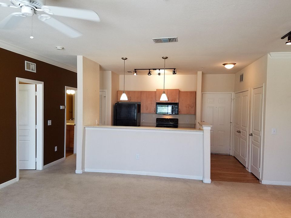 1st image of 8290 Gate Pkwy W Unit 712