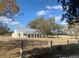 2693 Schmidtke Rd, Bandera, TX 78003