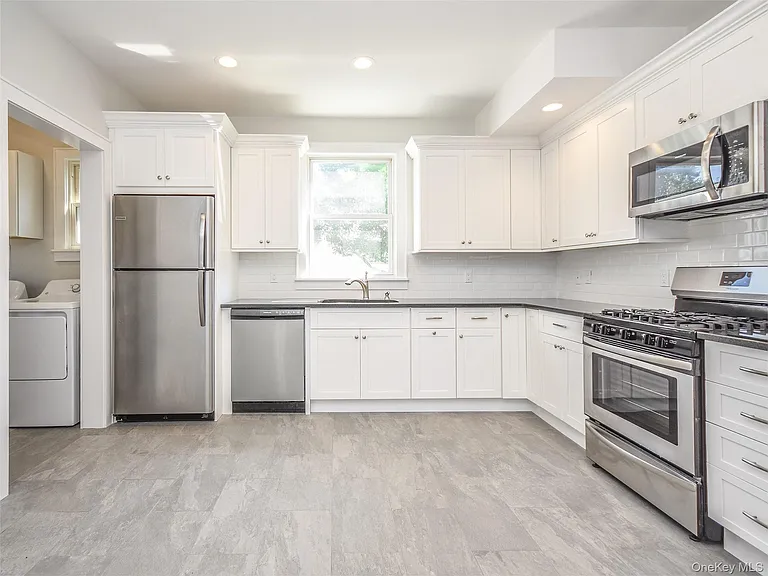 114 Sea Cliff Ave #1 — Photo 20