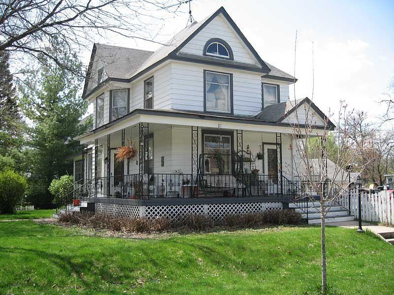 506 Main St, Genoa City, WI 53128 Zillow