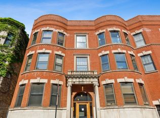 3172 N Cambridge Ave #3, Chicago, IL 60657