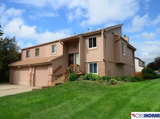 4022 N 103rd Plz, Omaha, NE 68134