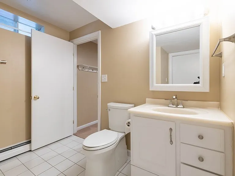 4 Elliston Rd — Photo 28