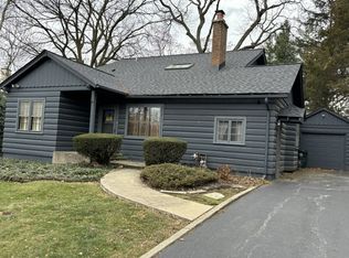 6130 S Grant St, Burr Ridge, IL 60527