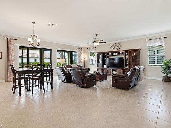 3rd image of 4609 Abaca CIR