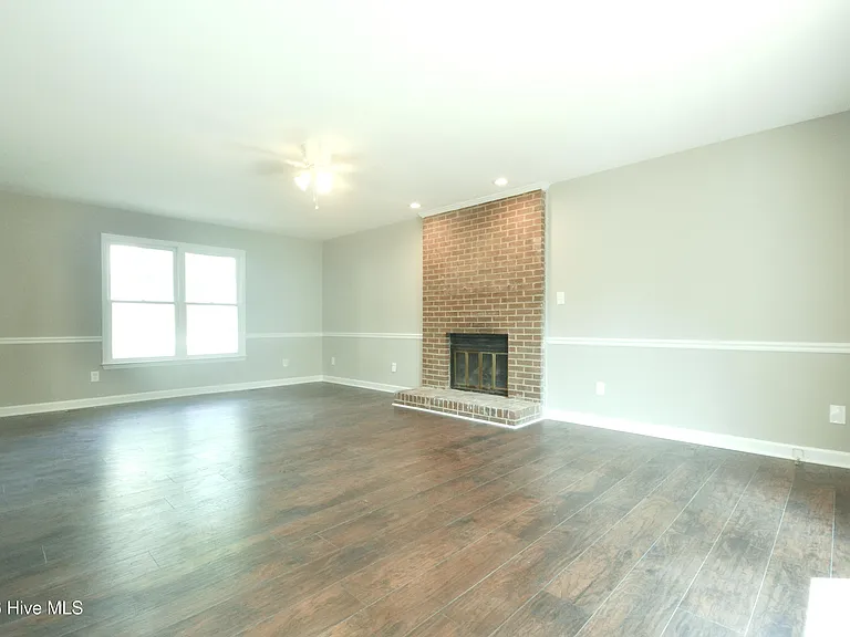 3516 Casine Ct — Photo 6