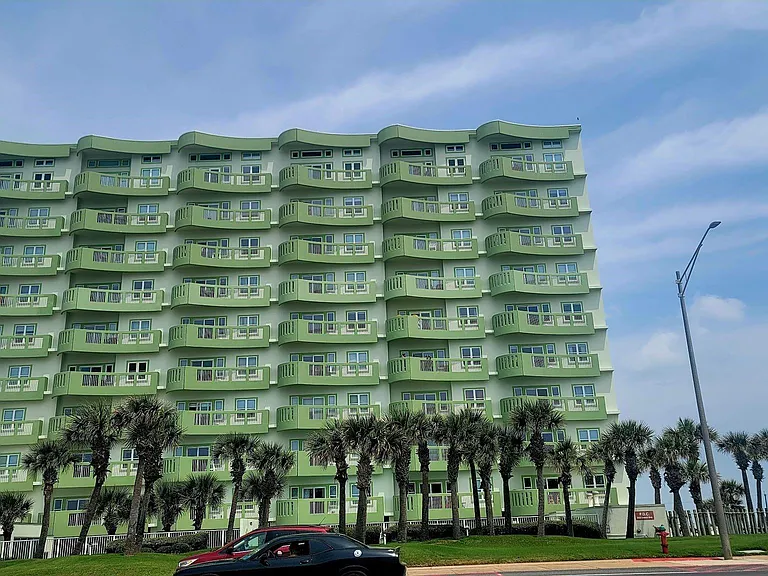 9420 Seawall Blvd #601 — Photo 2