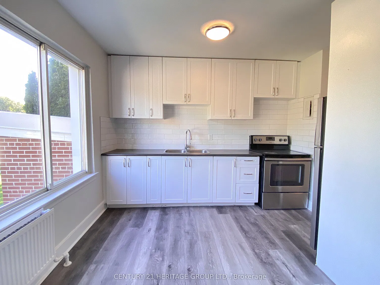 2 bed, $1,899 — Photo 4
