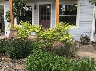 621 S Holly St, Medford, OR 97501