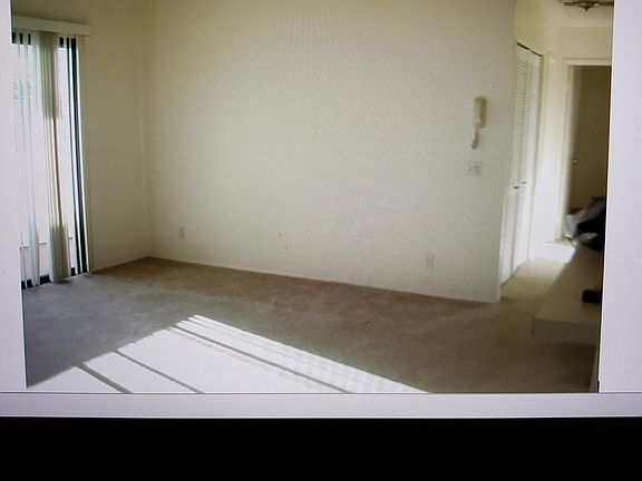 3rd image of 4560 Cleveland Ave