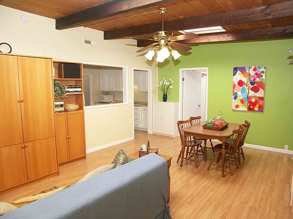 4th image of 2460 Evergreen Dr