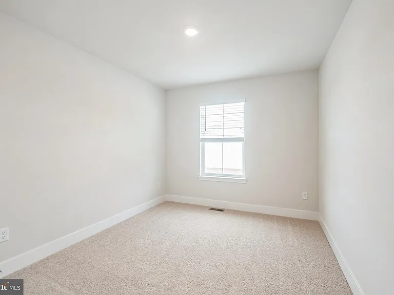 121 Nootka Way — Photo 11