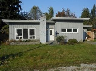 1605 S 7th St, Mount Vernon, WA 98273