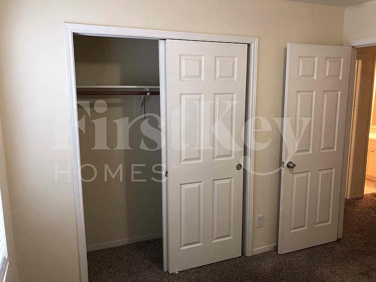 1123 Intrepid Oak Ln — Photo 21