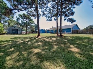 2245 Las Vegas Trl, Navarre, FL 32566
