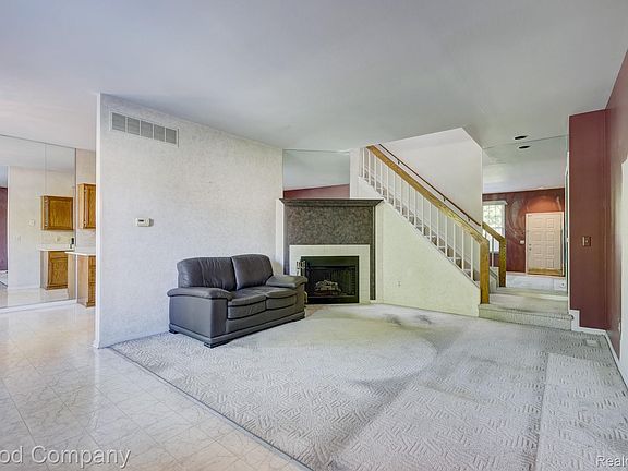 2nd image of 7354 Birkshire