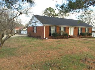 51 S Helms St, Lexington, TN 38351