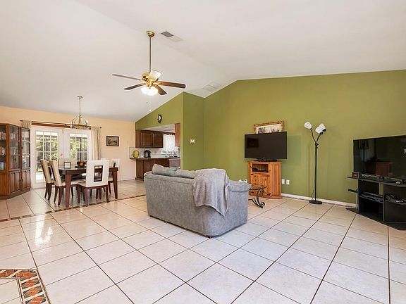 3rd image of 494 Elkwood Ct
