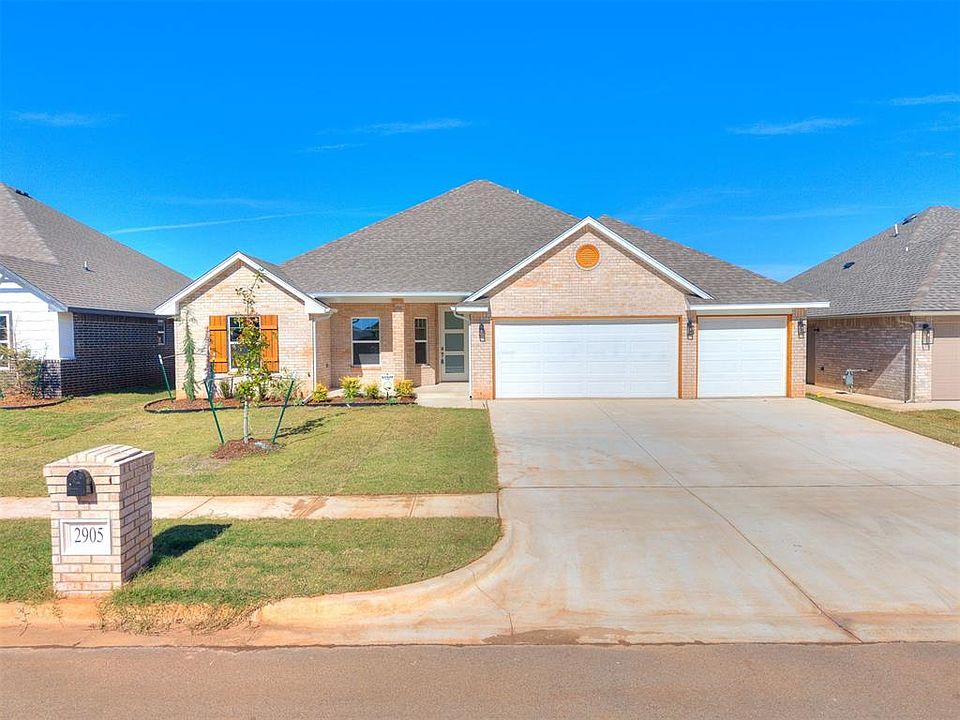 1st image of 2905 Summit Hollow Dr