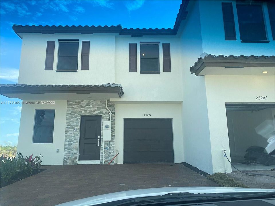 1st image of 23201 SW 111th Ave #111