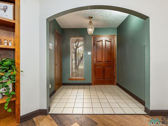 4th image of 120 Rosewood Dr