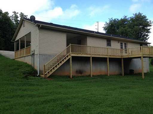 3rd image of 3492 Montgomery Dr