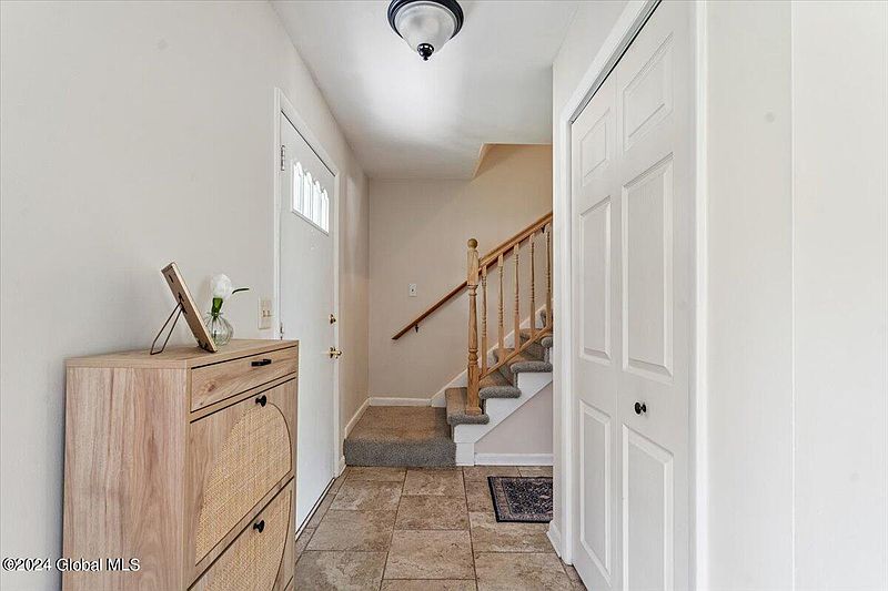 5th image of 3038 Williamsburg Drive
