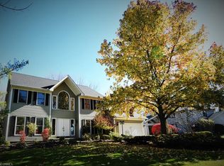 33492 Hanover Woods Trl, Solon, OH 44139